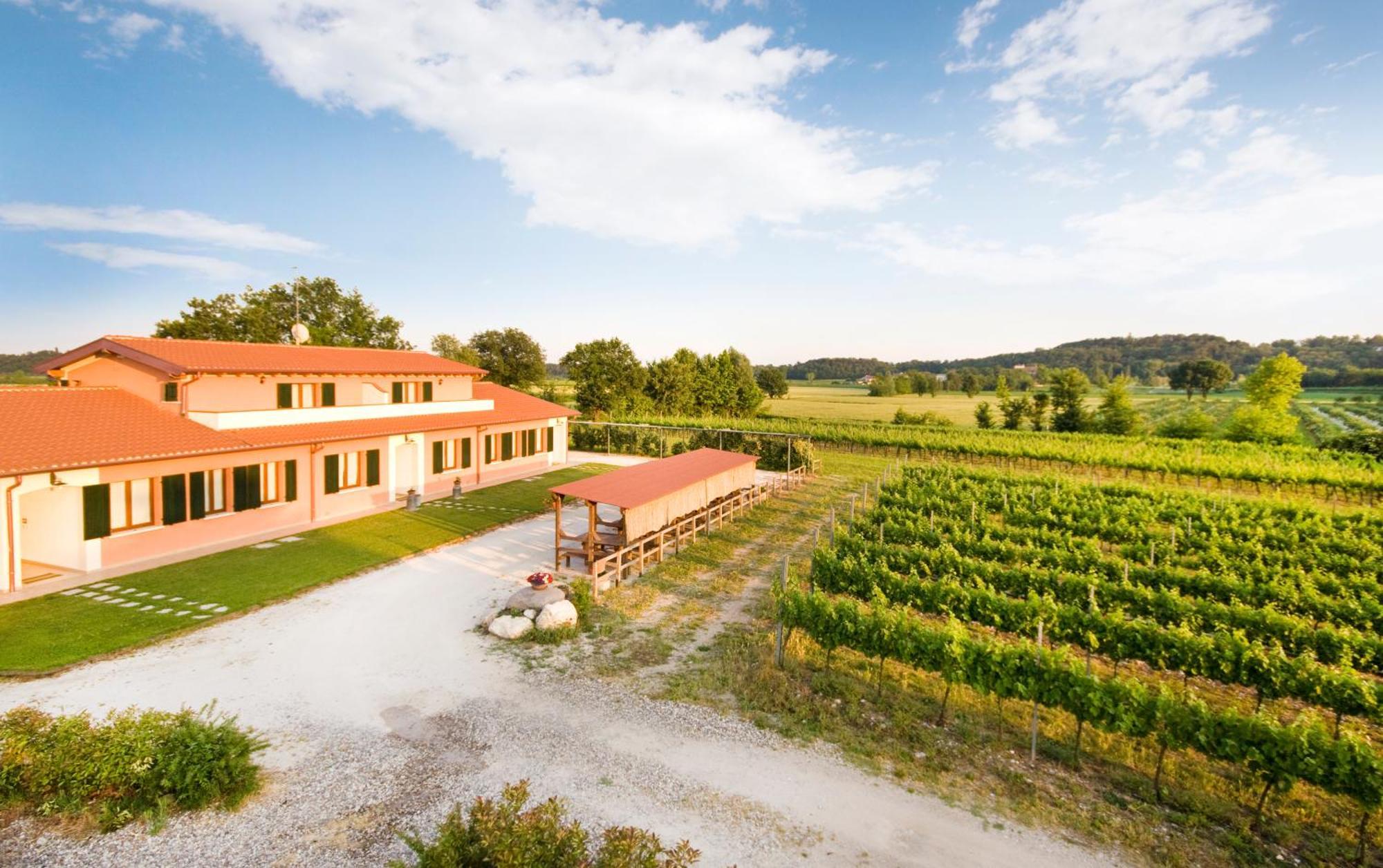 Agriturismo Cascina Roveri Монцамбано Экстерьер фото